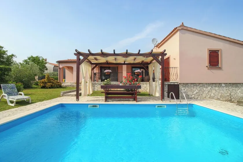 Holiday house Luna * 1000 m2 fenced garden, terrace, private pool - Image 1