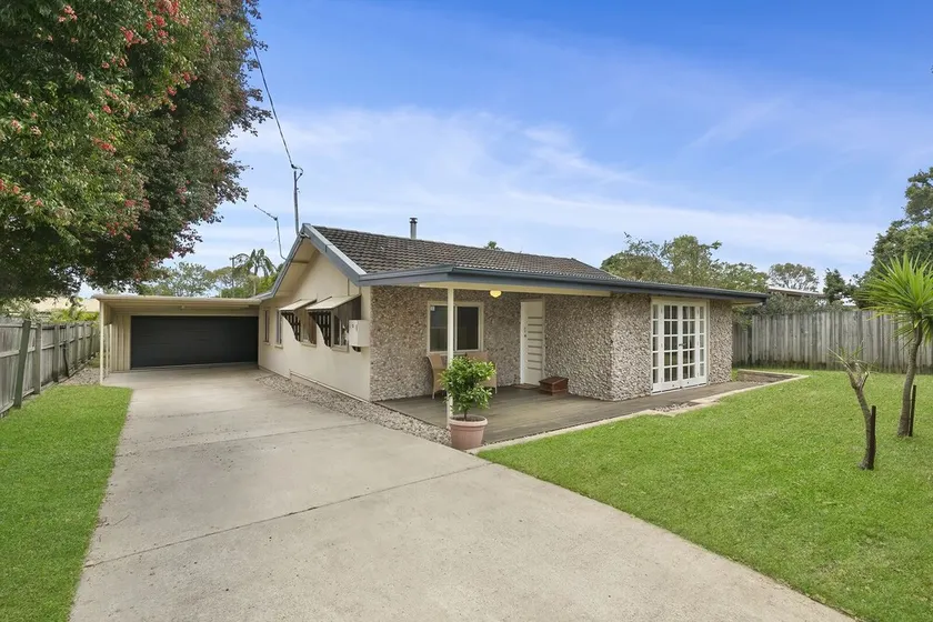 Pebble Cottage - Image 1