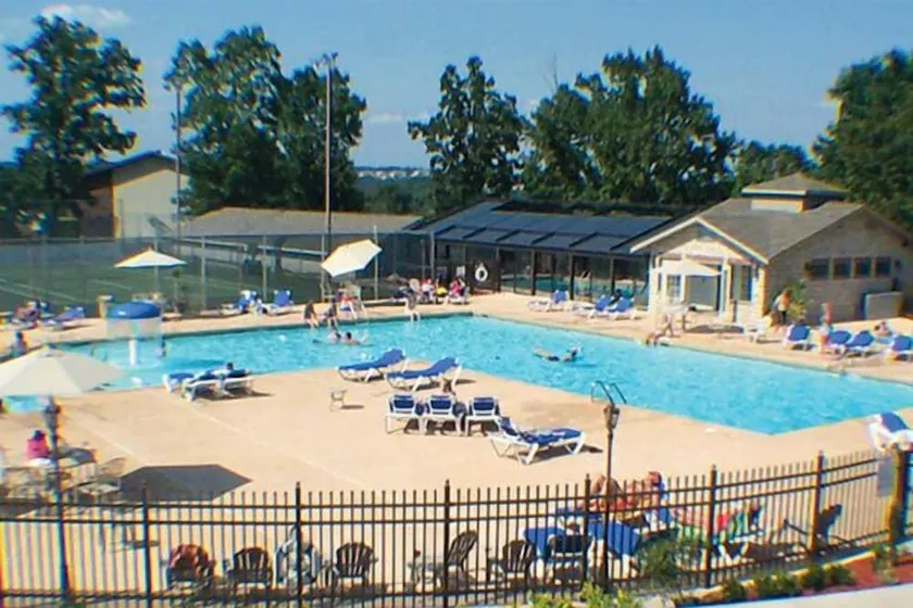 10 personnes, 4 Br Avec 3 Bath (Loft BR a 1queen & 2twins), Golf Vue Accès au lac - Image 1