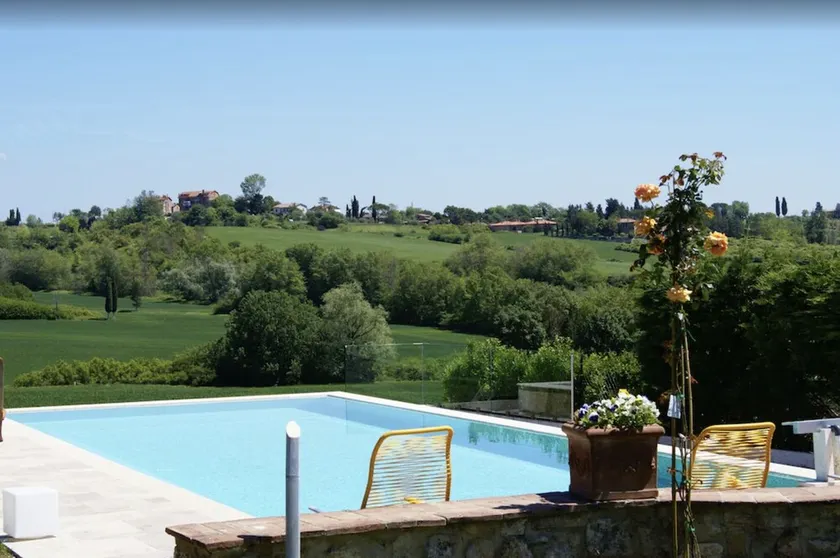Prestigious apartment infinity pool breathtaking view wifi and air conditioning - Image 1