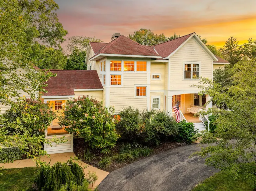 Saugatuck Ferme moderne | Marcher partout! - Image 1