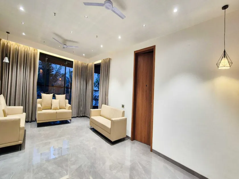 Standard Twin Roompalette Fairmont Gonda - Image 1