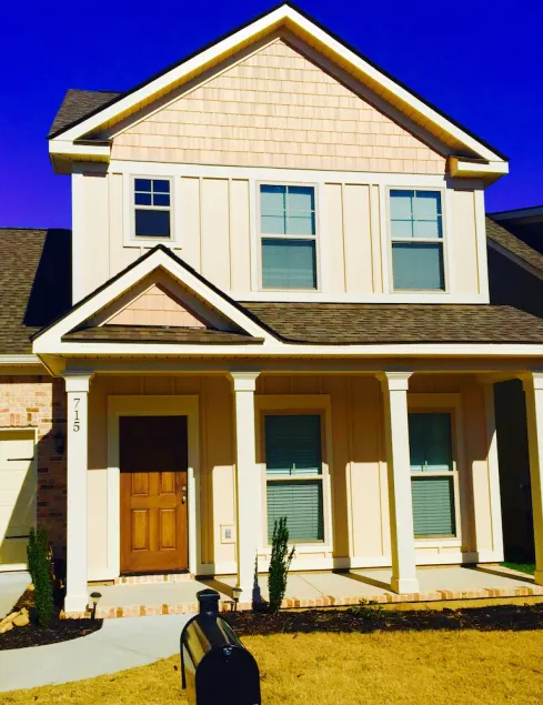 HUGE Reduction on 5 Star Home.  Great Masters Location!!!! - Image 1