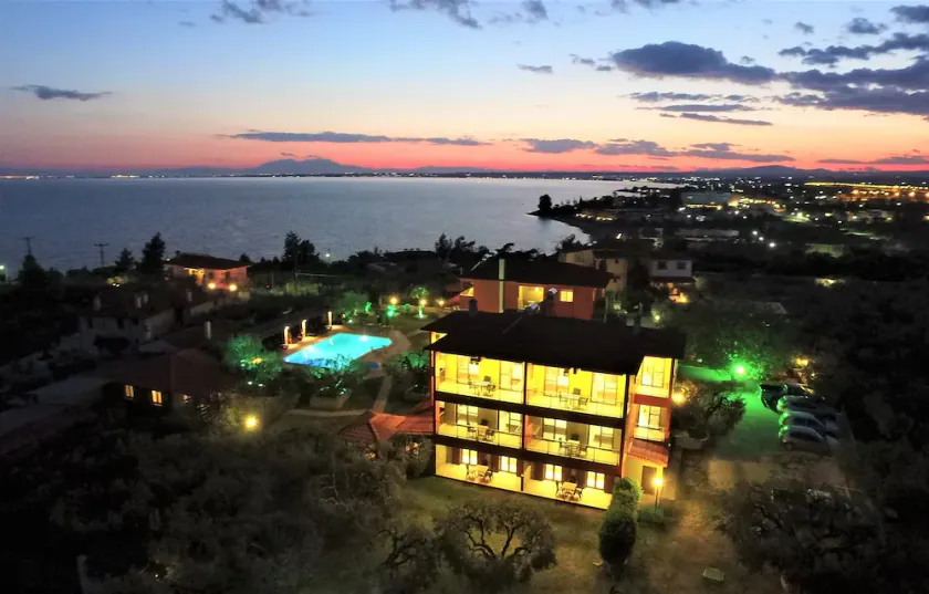 Sunday Resort - Image 1