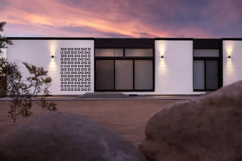 Neutra Home Joshua Tree Luxury Retreat Pool and Spa - Image 1