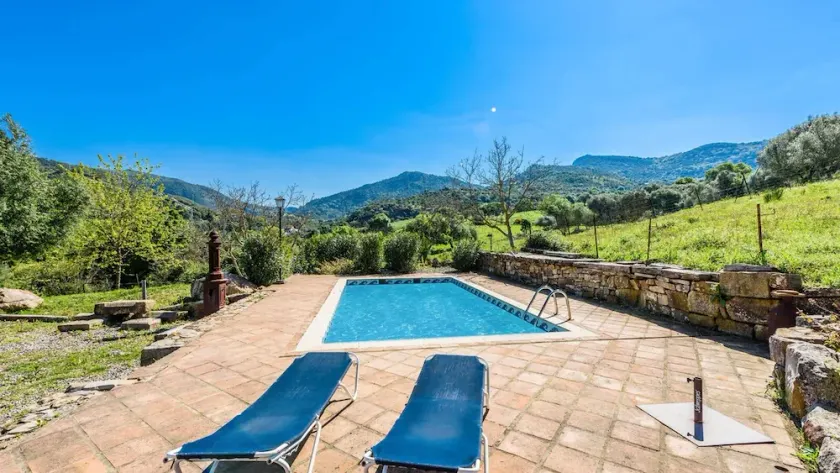Casa rurale con ampie camere da letto nella Serranía de Ronda - Image 1