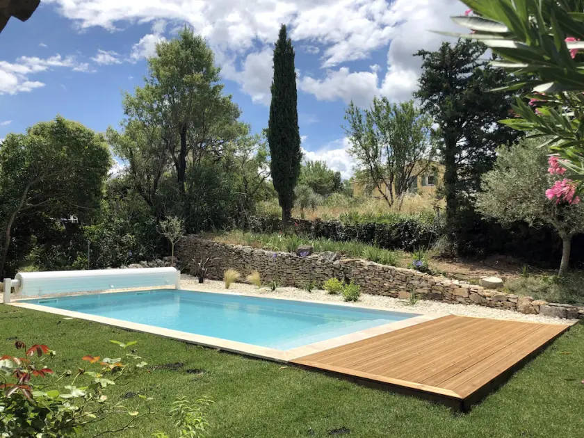 Rare! Mas en pierre 4 bedrooms /2 bathrooms, garden, heated pool, in the heart of Goudargues - Image 1