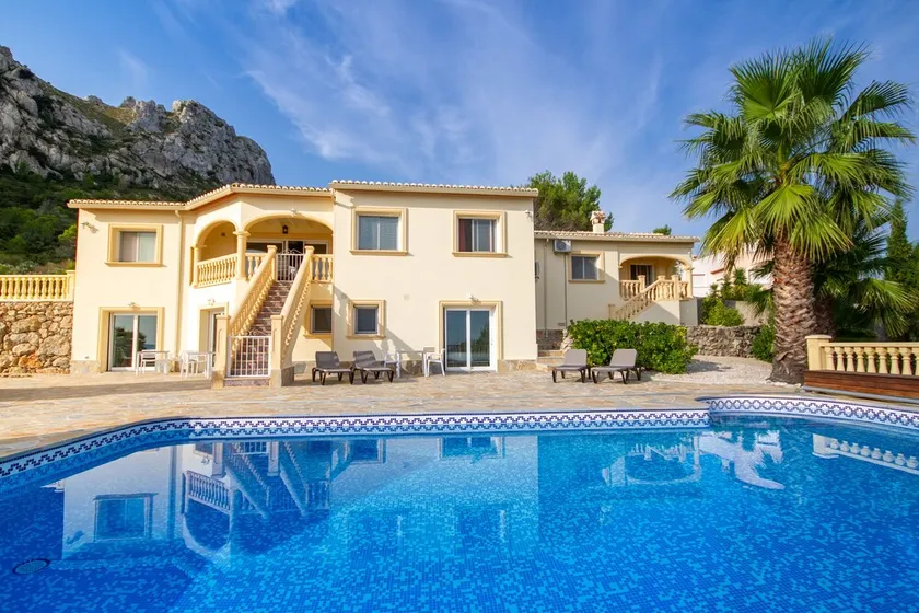 Casa Lennisa - Image 1