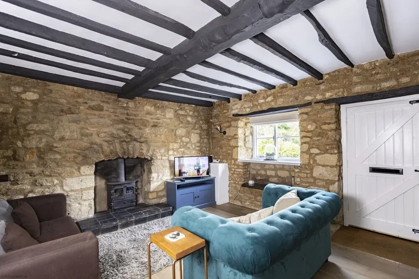 Bushnells Cottage - Image 1