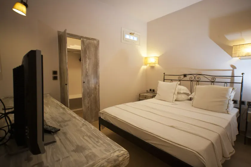 Ammos Naxos Exclusive Apartments Ground Floor - Image 1