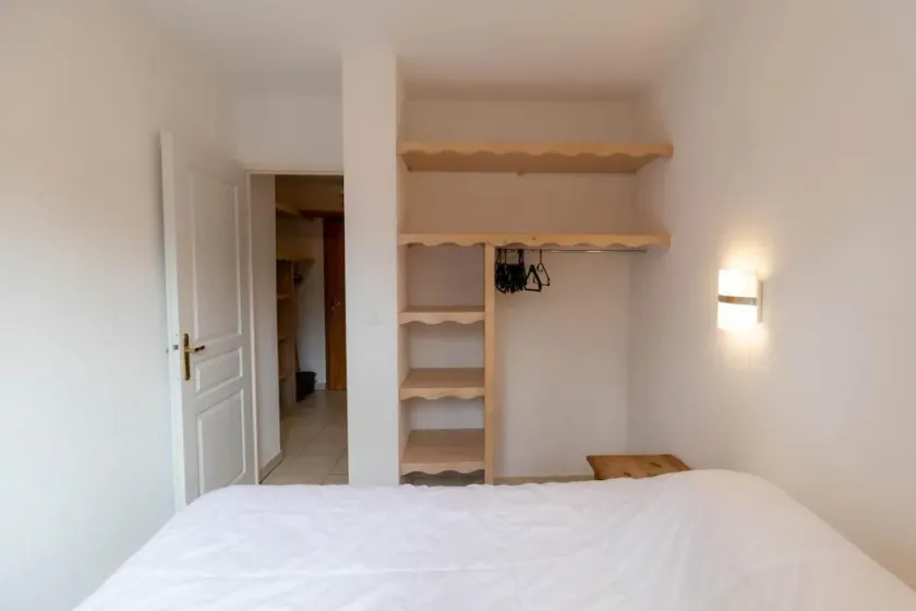 150m from ski slopes, 2nd floor, swimming pool, sauna, terrace, ski locker, 31m², Les Orres - Image 1