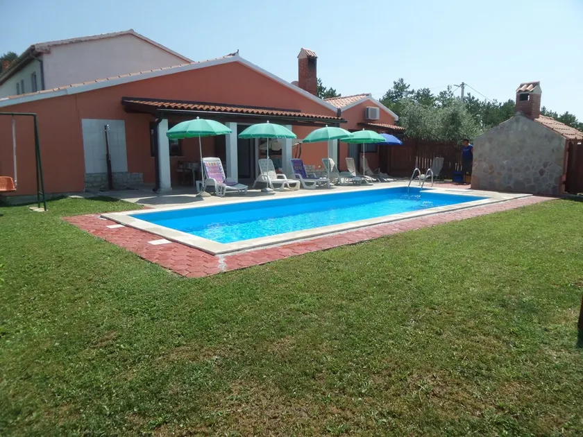 Family-Friendly Villa Belvedere with great garden and private pool - Image 1