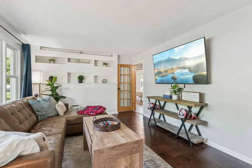 Affordable & Spacious home near Minneapolis - Image 1