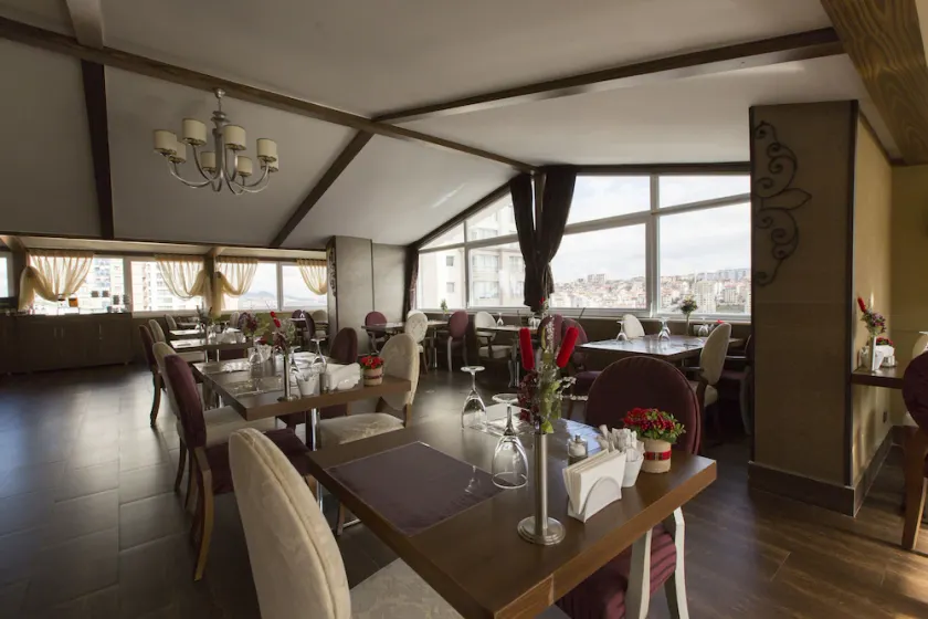 Koza Suite Hotel - Image 1