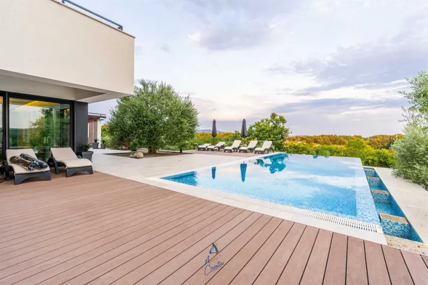 Wunderschöne, moderne 4-Schlafzimmer-Villa für 8 Personen mit Pool in Istrien - Image 1