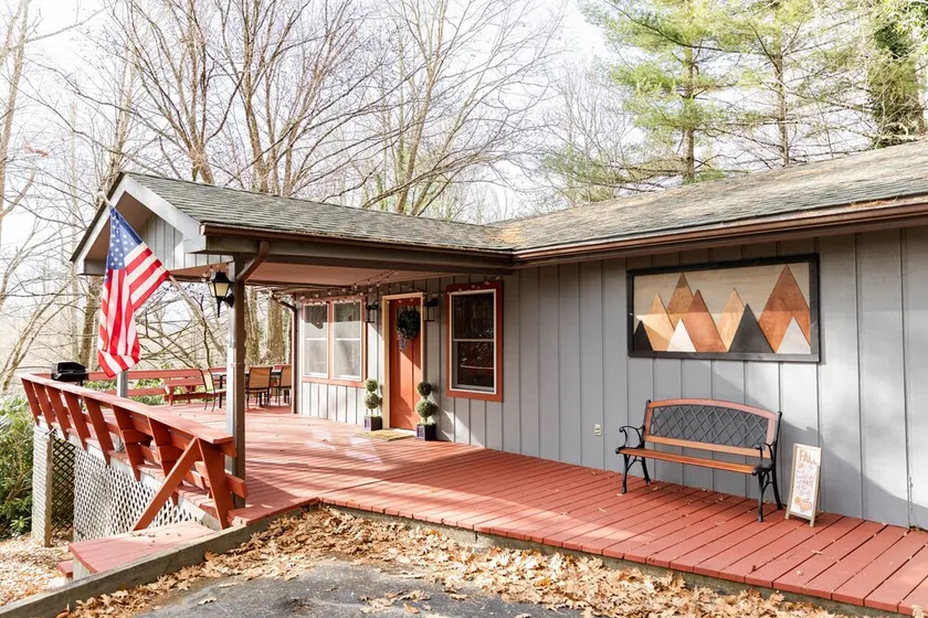 Hike, fish, swim & ski! Close to Grandfather Mountain, skiing & Linville Falls - Image 1