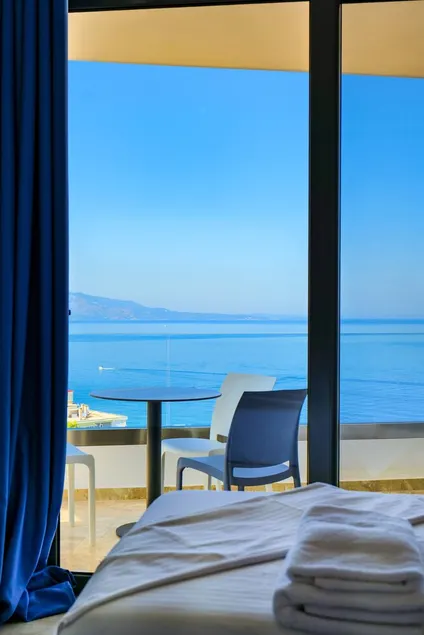 Sea View Hotel - Image 1