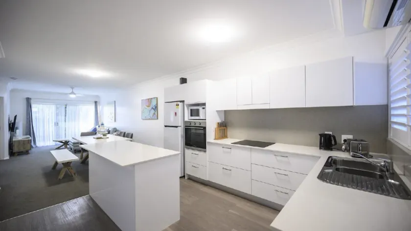 Apartment 27 - The Meridian - Image 1