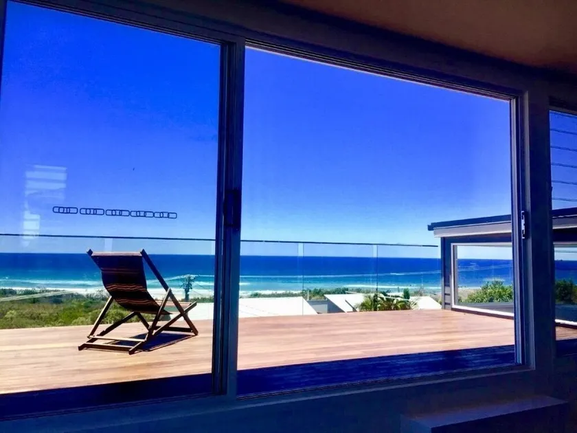 Peregian Pacific Beach House - 4 minute walk to beach. - Image 1