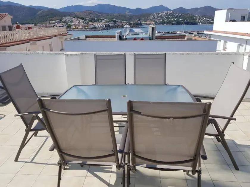 Apartament Port de Llanca - Image 1