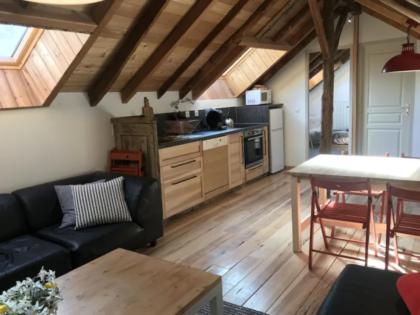 Charmantes Penthouse mit Garten - 4 Minuten von den Skipisten entfernt - Image 1