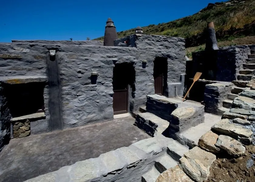 Alonaki Tinos Rental Cottage house - Image 1