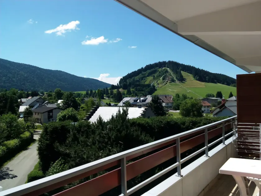 Appartamento molto tranquillo in una residenza lontano dalla strada, 100m navetta gratuito - Image 1