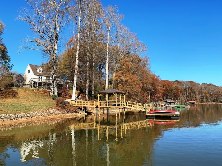 Waterfront House on Quiet Cove with kayaks, canoe, paddleboard, game room & more - Image 1