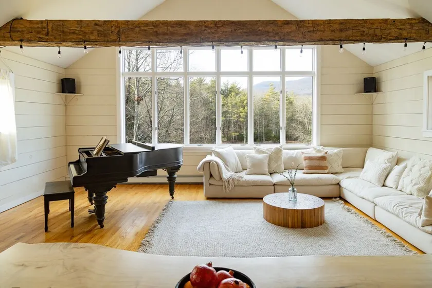 Mountain Modern Barn - Image 1