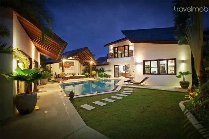 Promo Rate Seminyak Prime Location Suitable for Big Family - Image 1