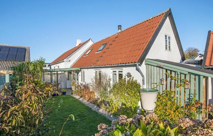 2 Bedroom Cozy Home In Rønne - Image 1