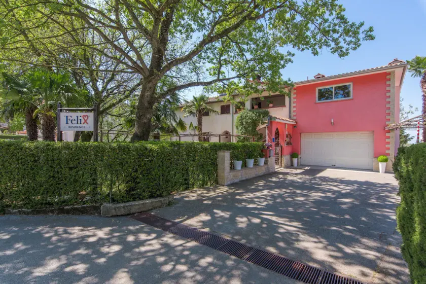 Apartment Felix  with pool in Porec - Image 1