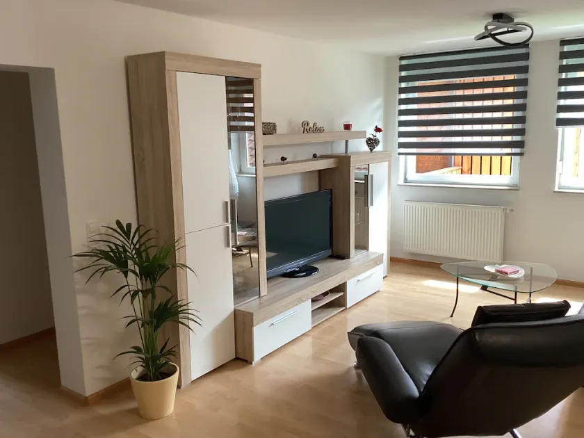 Vacation apartment in the border triangle, 3 rooms 64 sqm, fully equipped. 1ST FLOOR - Image 1