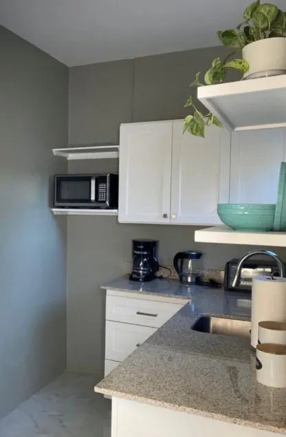 Contemporary Vacation Rental in Havendale, Kgn - Image 1
