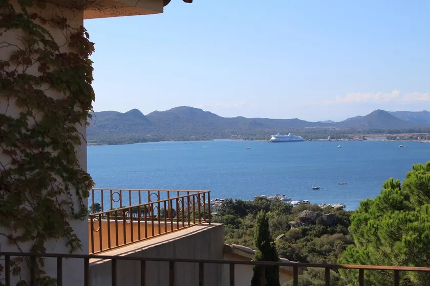 Stunning Villa with Air Conditioning. Sleeps 8. Marina Di Fiori - Image 1