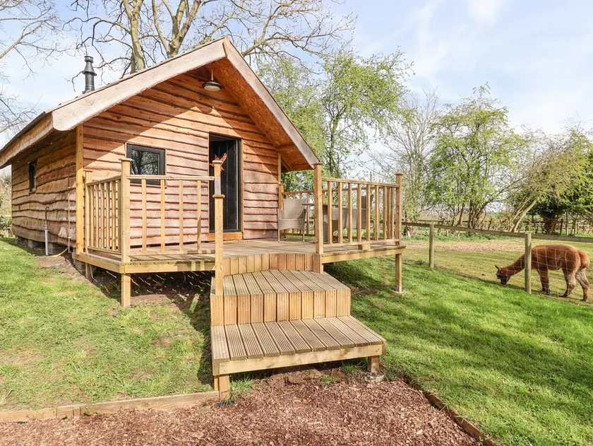 Duck Lodge - Image 1