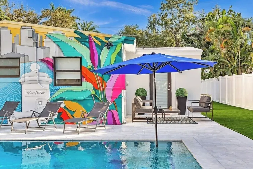 *Heated Pool Family Retreat Home 4BR/3BA! - Image 1