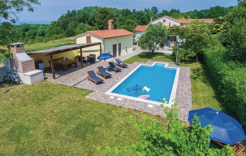 Pet friendly home in Ruzici - Image 1