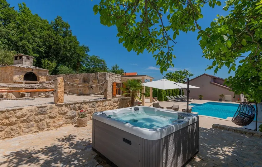 Villa in Krivodol for 12 people with 6 rooms Ref. 665125 - Image 1