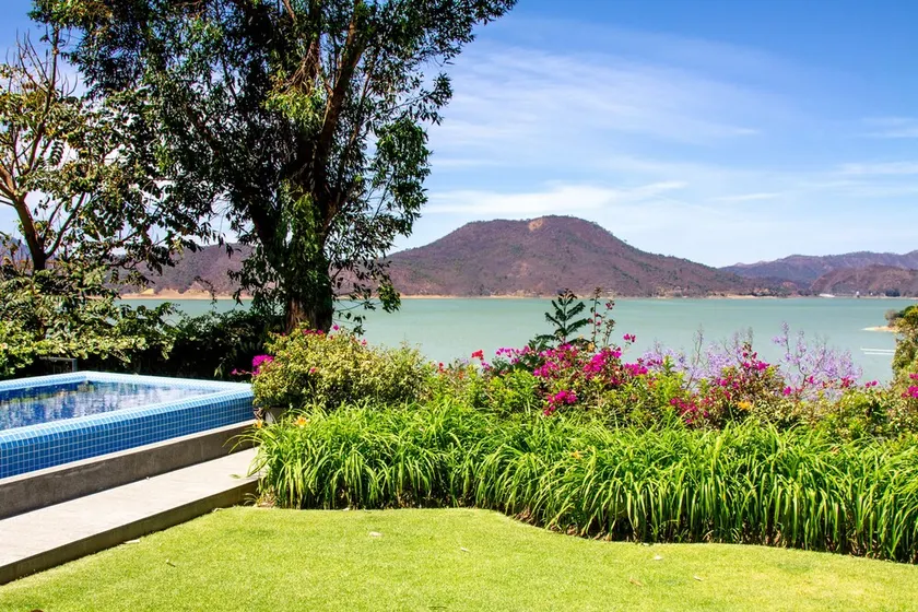 New I Above Casa Serravalle I Valle de Bravo I Luxury I Views - Image 1