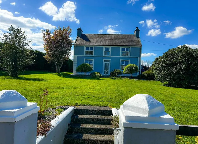 Lisheenbawn Farmhouse Farranfore by Trident Holiday Homes - Image 1