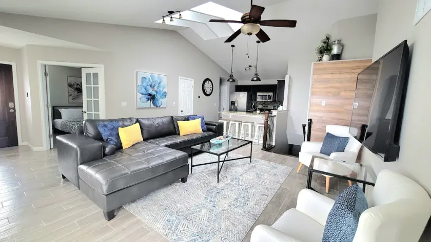 $0Fees-6bed/6bath-Easy Red Rocks/Downtown/OldeTown - Image 1