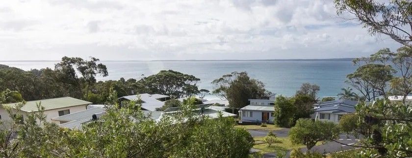Hyams Beach family holiday home - Image 1
