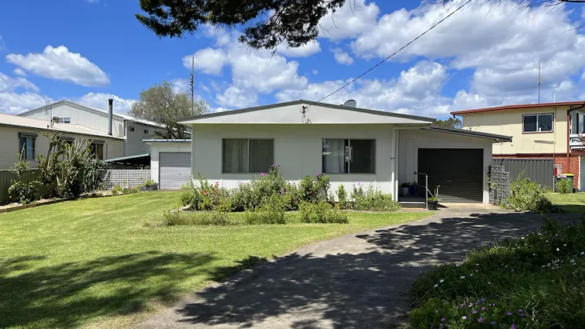 Viv's Place- Pet friendly- 1 min walk to Shaws Creek - Image 1
