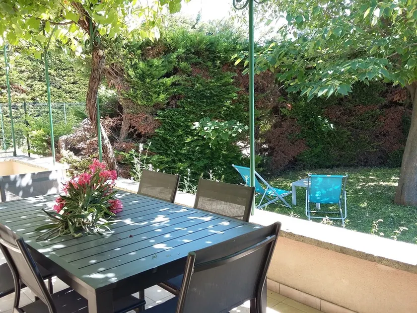 Gite for 4 people in a vineyard - With swimming pool access - Image 1