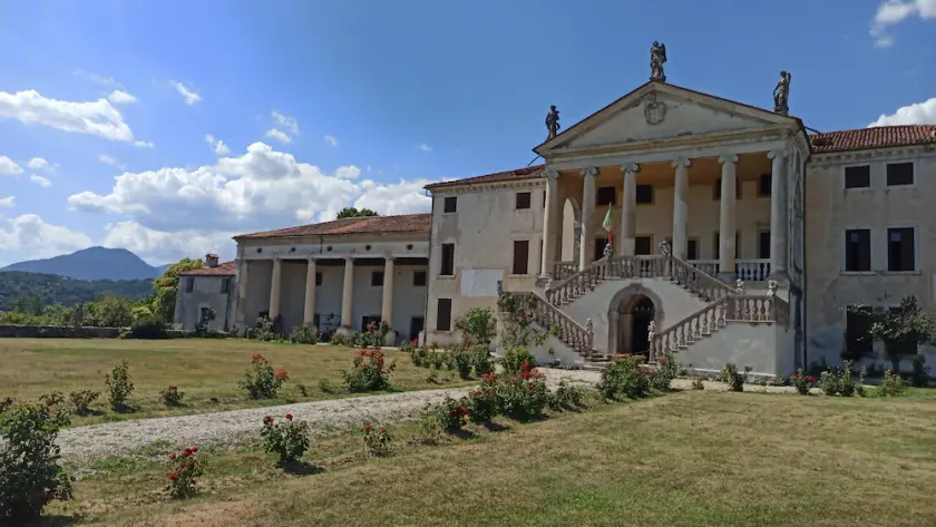Villa Piovene Apartments - Image 1