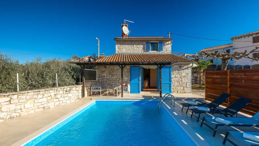 Rustic villa casa Nadalina with pool in Visnjan - Image 1