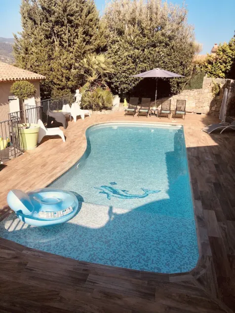 PRETT PROVENCE VILLA, IDEAL TIL FAMILIEFERIE - Image 1