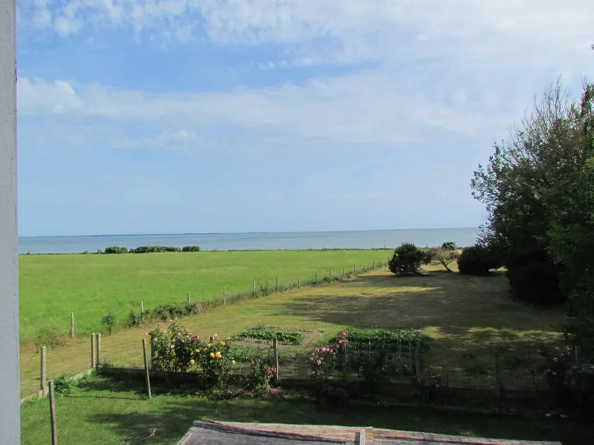 IN FRONT OF THE SEA. ALMOST PENERF ISLAND. WIRELESS. - Image 1