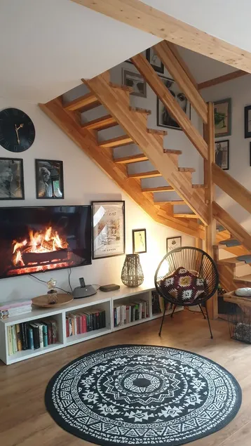 Maison près du lac; 4 chambres; Surface constructible de 145 m²; Immobilier de 1300 m² - Image 1